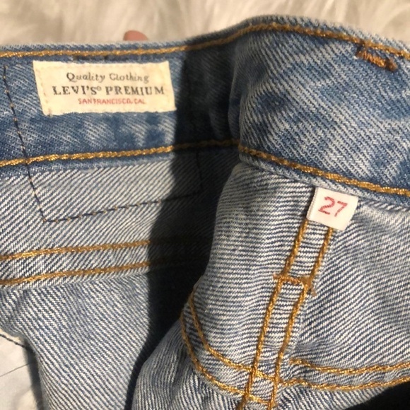 Levi’s Light Wash Deconstructed Mini Skirt Size 27 - Picture 7 of 8